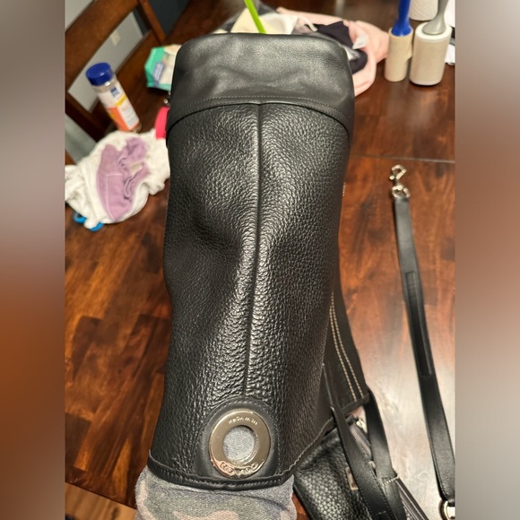 Coach tote/sachel/shoulder bag. - Picture 7 of 13